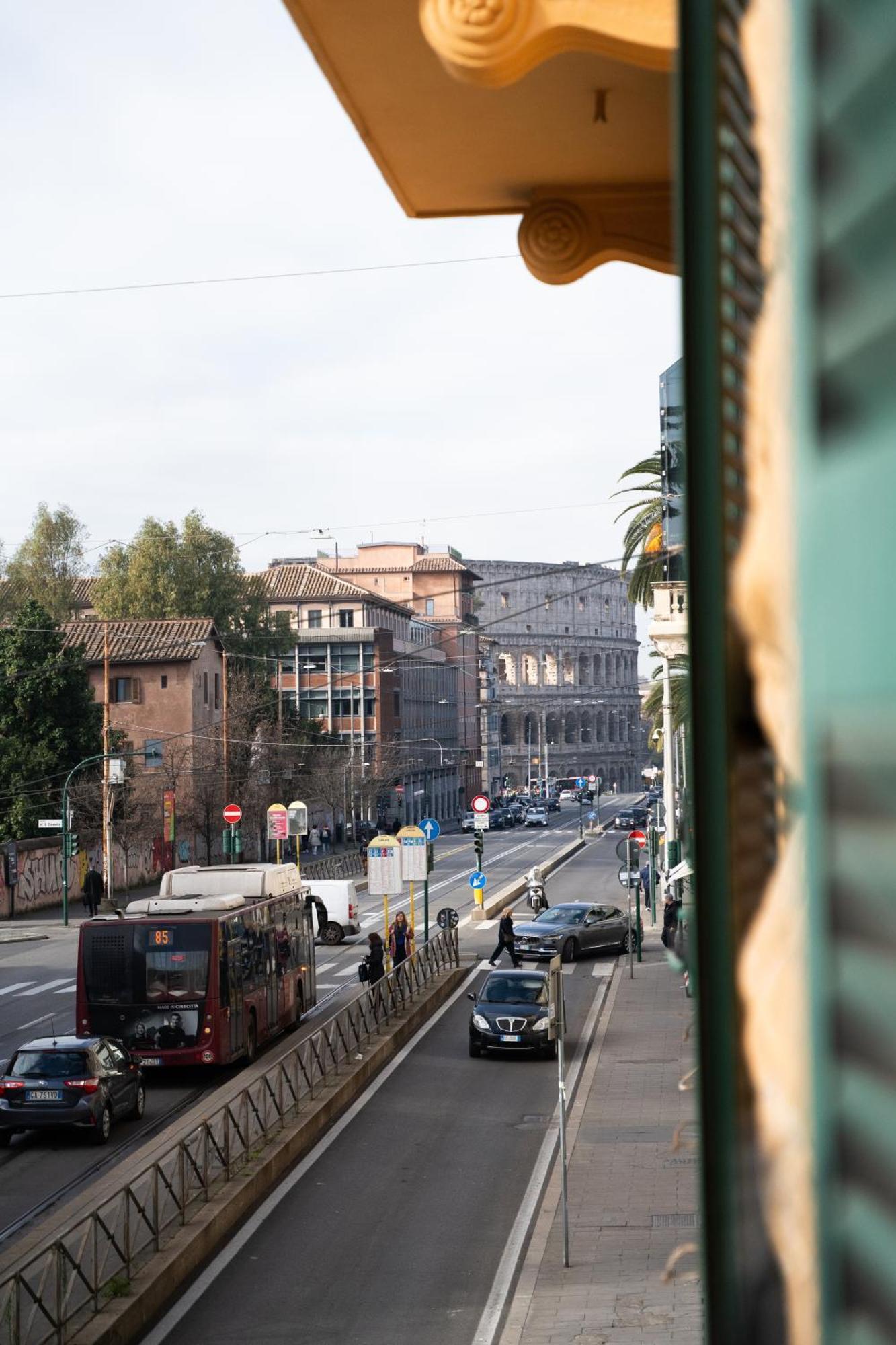 Colosseo House Roma Esterno foto